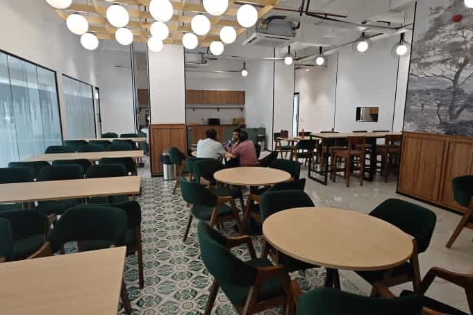 Akasa Coworking - C33, Sector 62 — photo 1