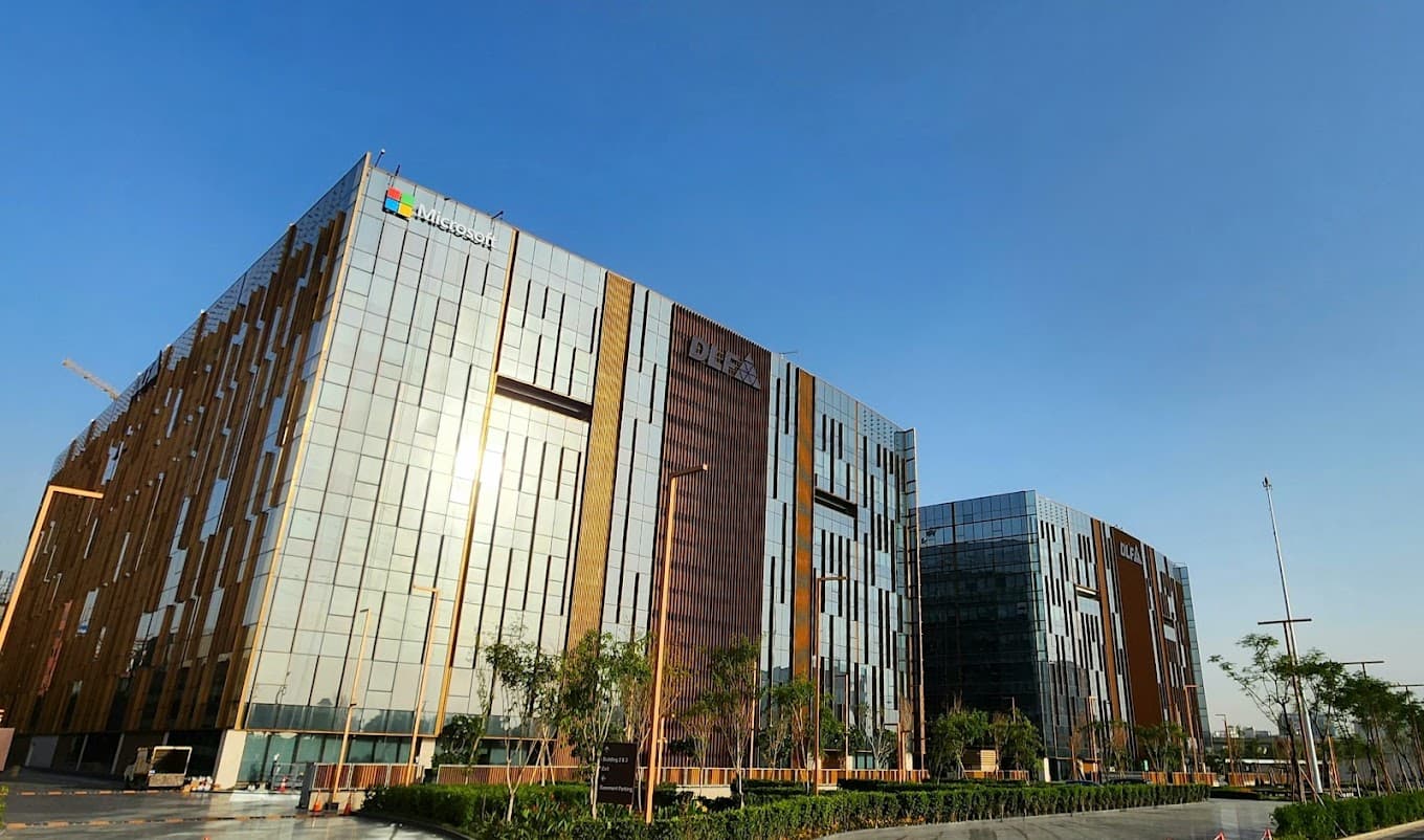 DLF DownTown Block 2, NH-48 — photo 1