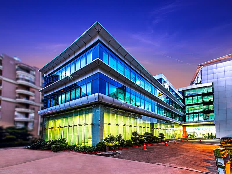 The Statement - Aviva Tower - The Statement Aviva Tower, Golf Course Road — photo 1