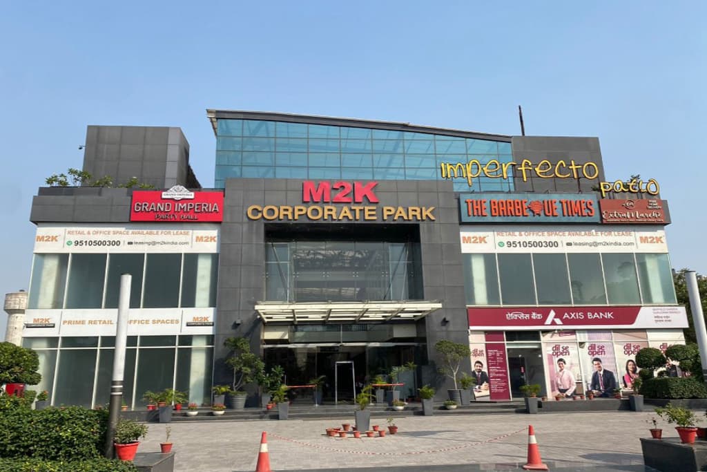 M2K Corporate Park, Sector 51 — photo 1