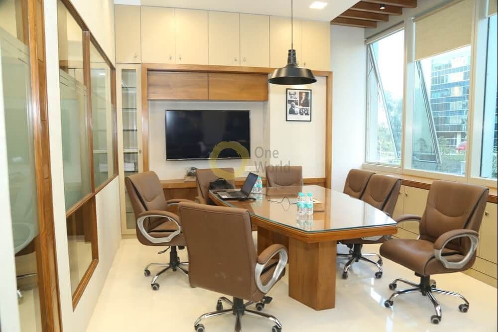 Good-Earth Business by 2 - Good Earth Business Bay 2, Golf Course Extension — photo 1