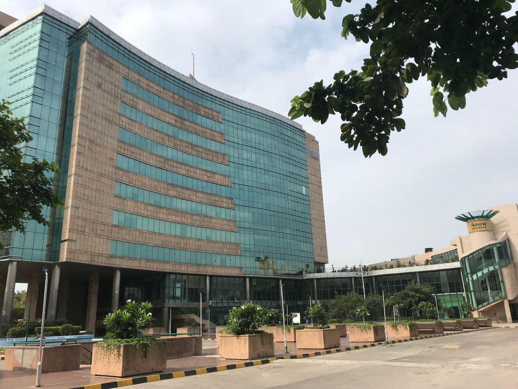 Vipul Square, Golf Course Road — photo 1