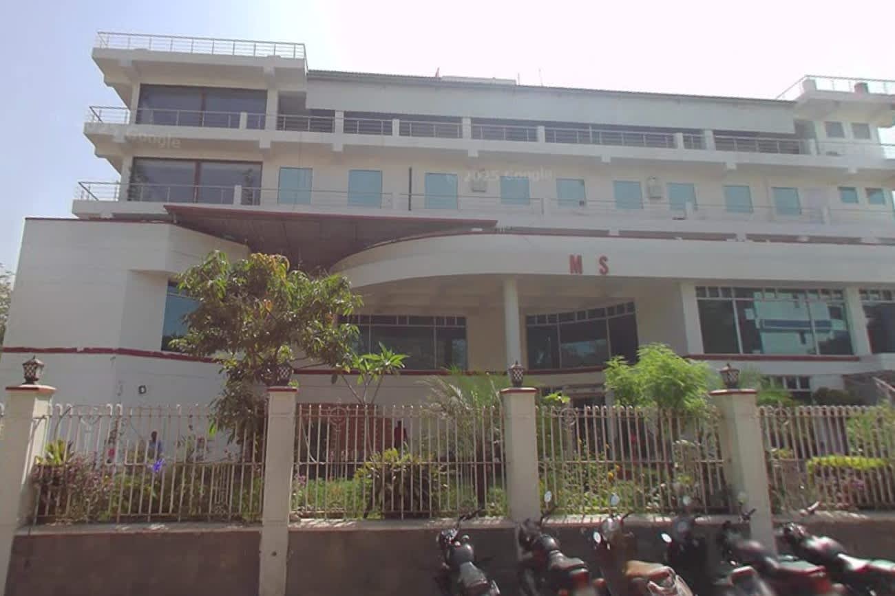 Plot No. 28-29, Electronic City, UV-4 - Plot No. 28-29 Udyog Vihar Phase 4, Udyog Vihar — photo 1