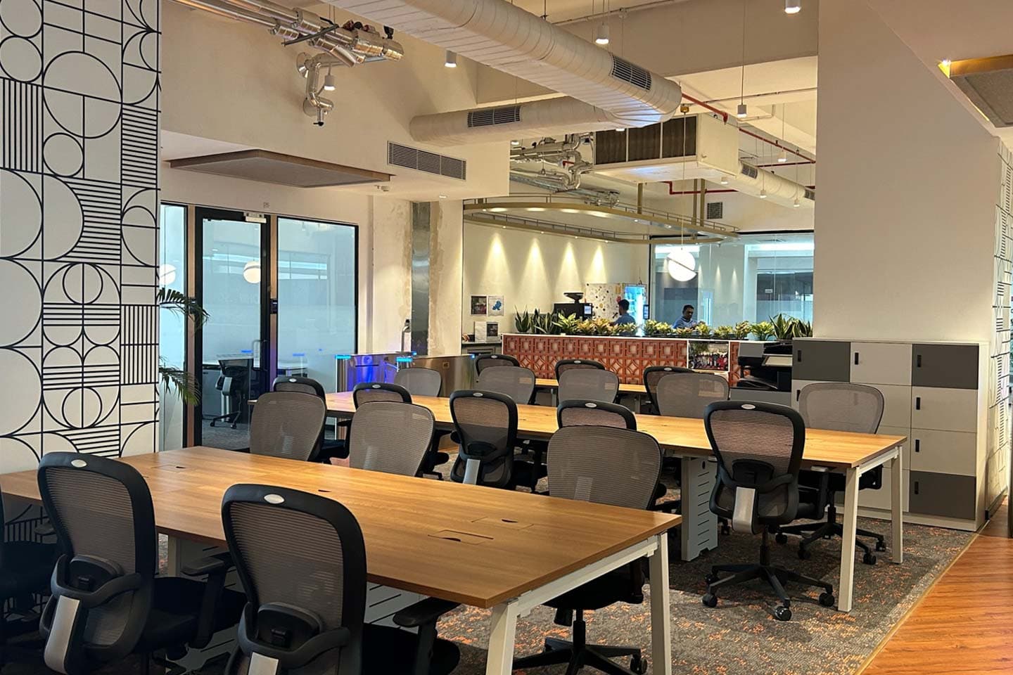 Avanta Business Centre - MGF Metropolis Mall, Golf Course Road — photo 1