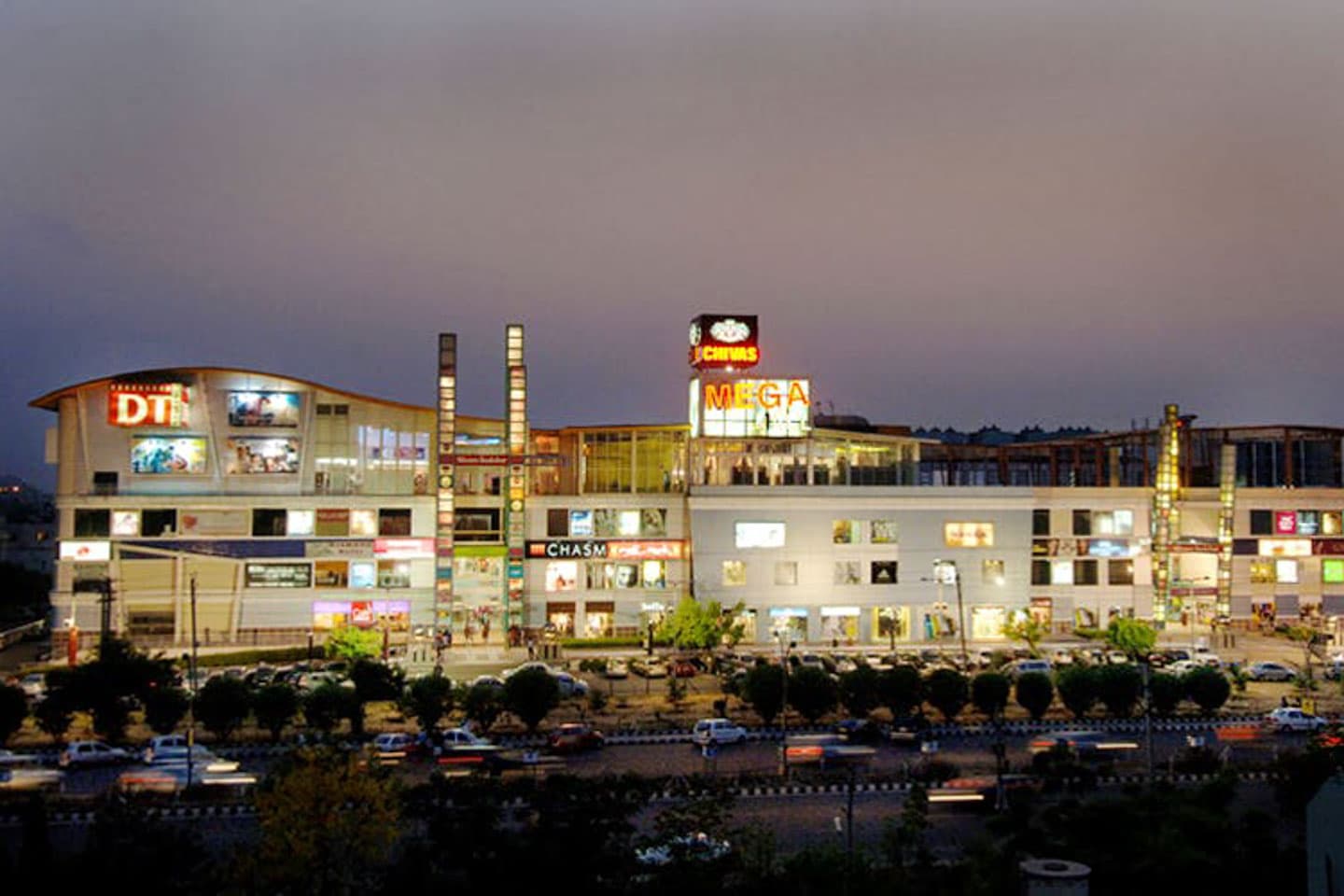 Space Creattors Heights - DT Mega Mall, Golf Course Road — photo 1