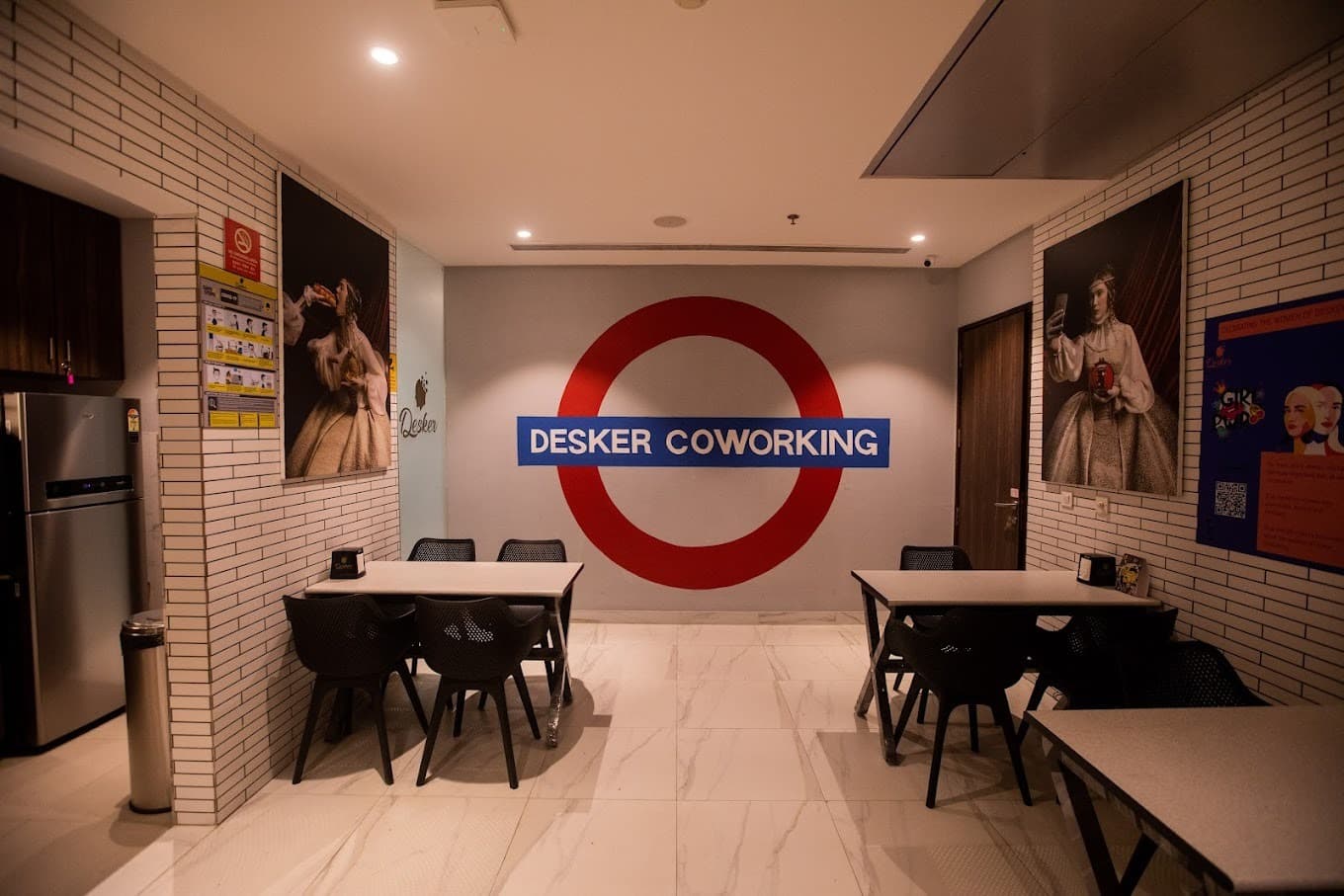 Desker Coworking - DLF Phase 5, Golf Course Road Gurgaon, Golf Course Road — photo 1