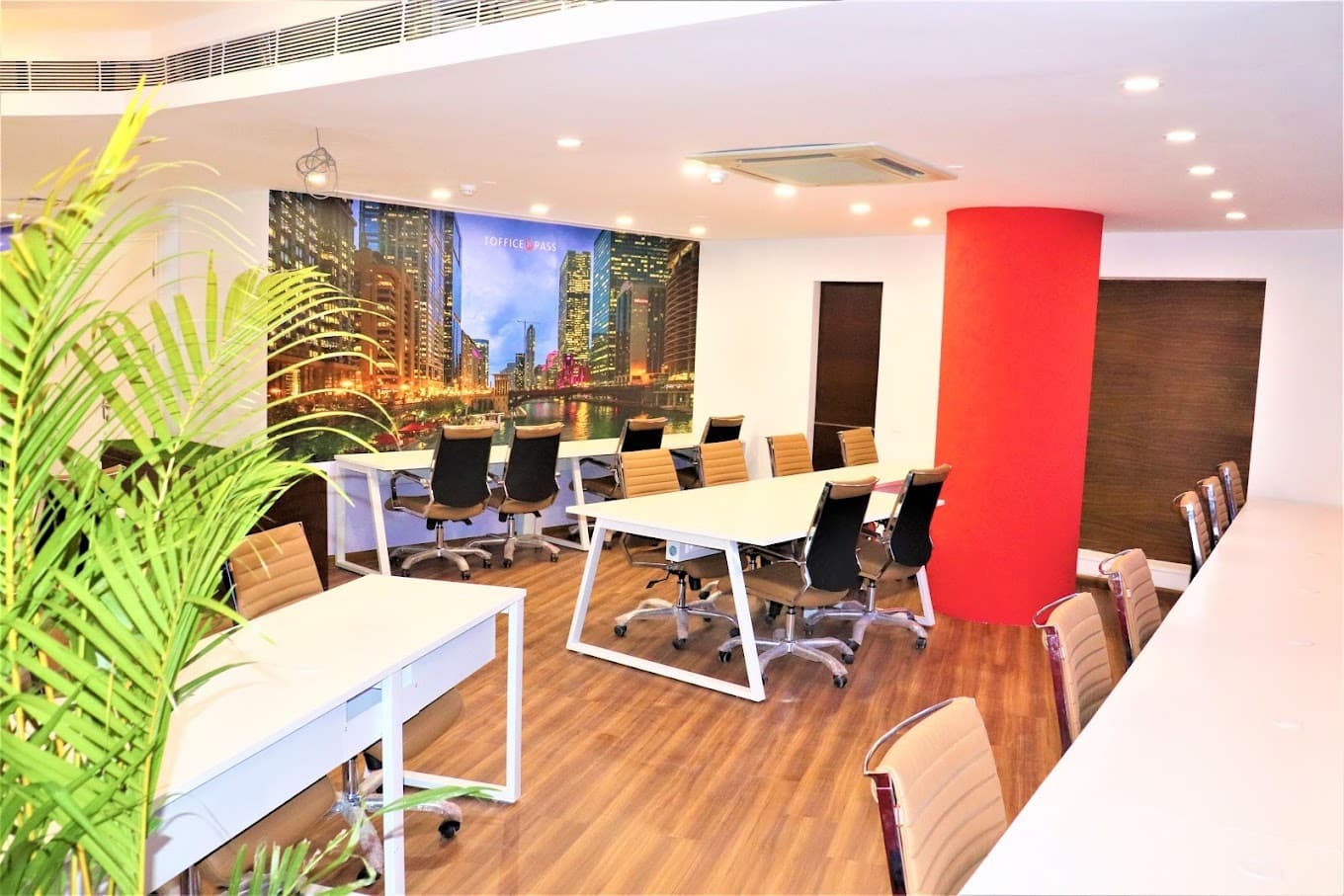 The Office Pass - Paras Downtown Center, Golf Course Road — photo 1