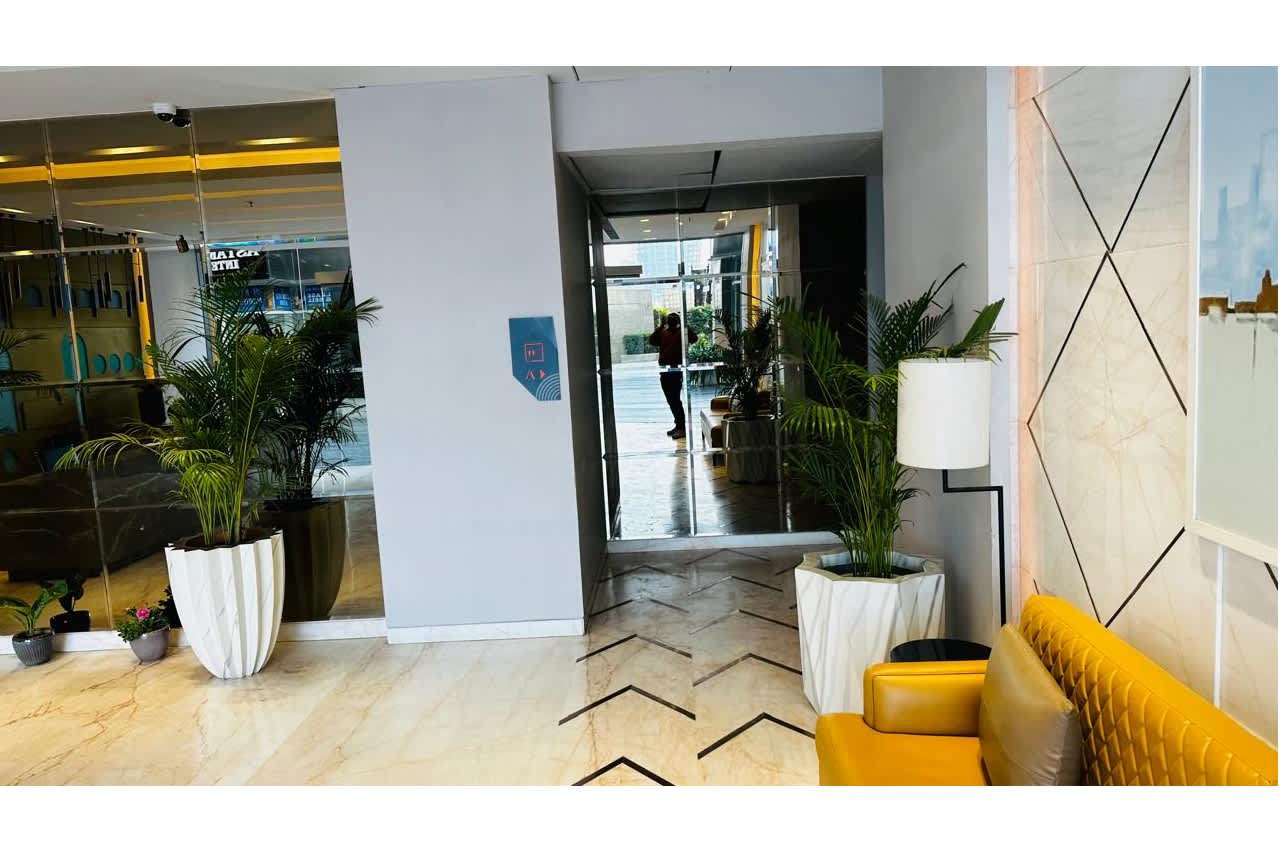 Emaaar Colonnade - Sector 49 Gurgaon, Golf Course Road Extension, Golf Course Extension — photo 1
