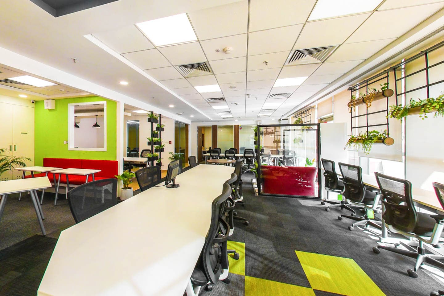 The Office Pass - Unitech Cyber Park, Cyber City — photo 1