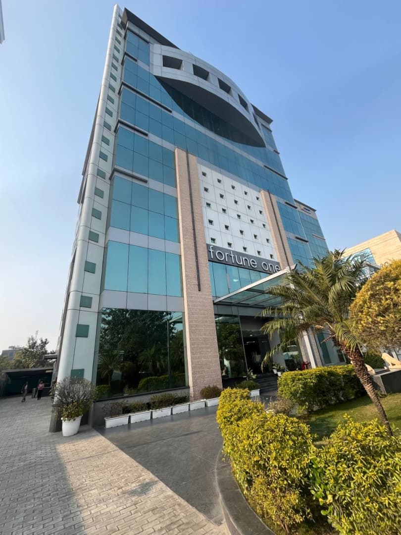 Plot no C-5 Fortune One - Fortune One, Noida Extension — photo 1