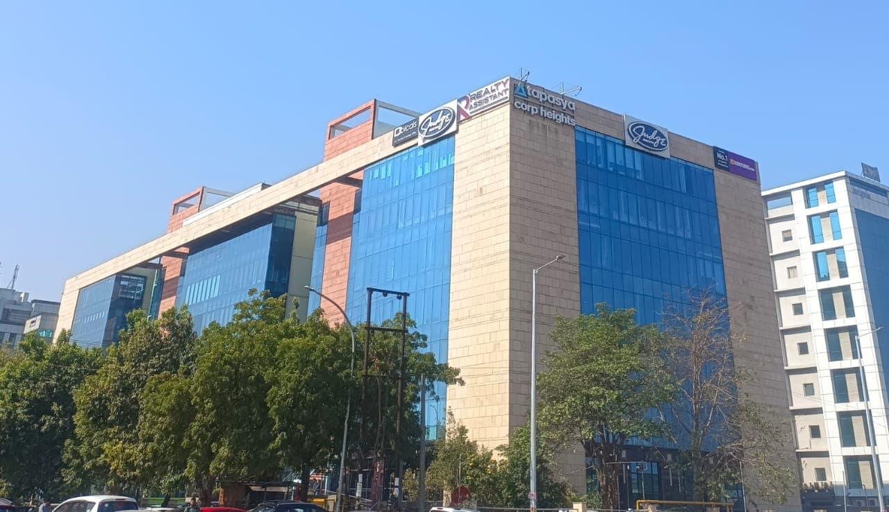 Tapasya Corp Heights, Sector 126 — photo 1