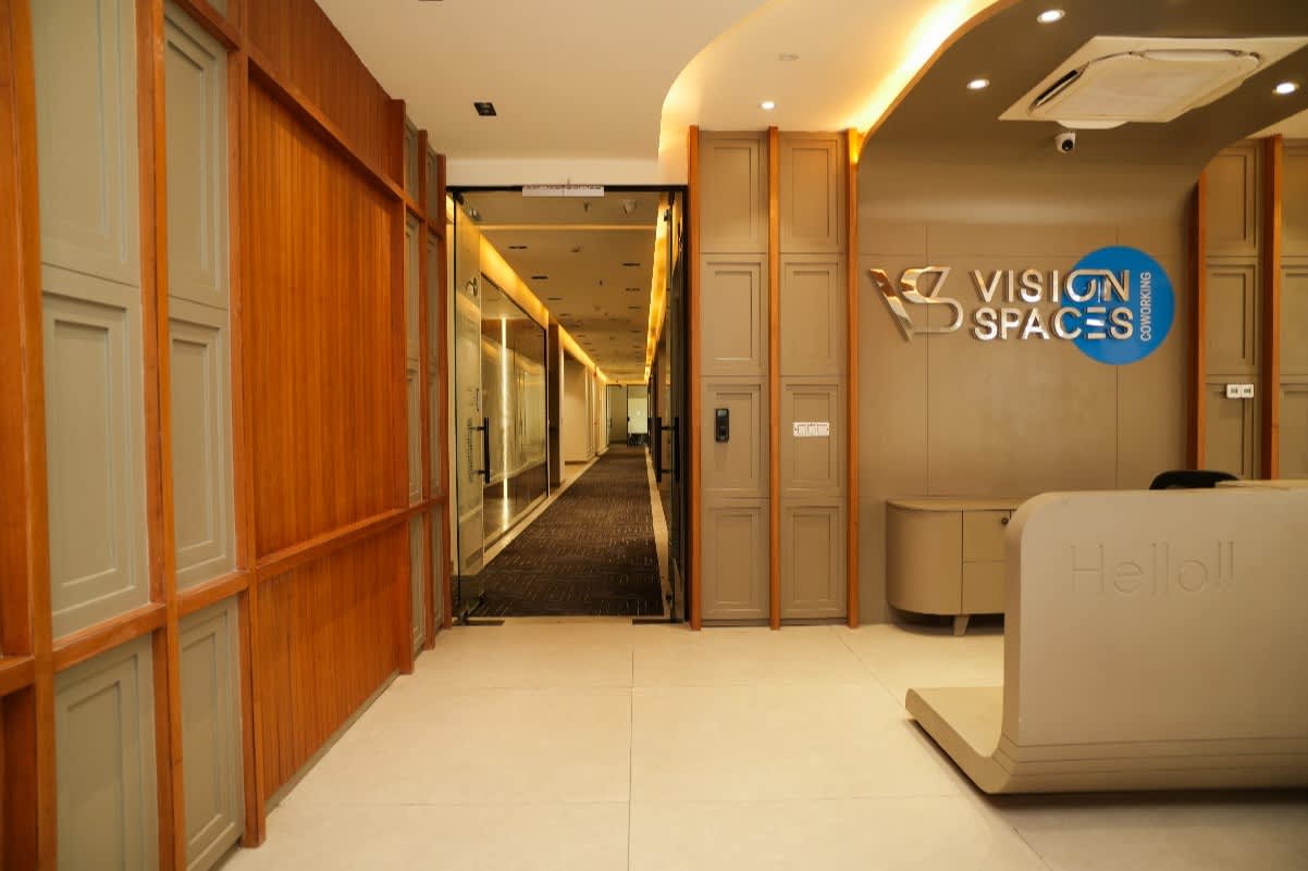 Vision Spaces - Knowledge Park III, Noida Expressway, Knowledge Park III — photo 1