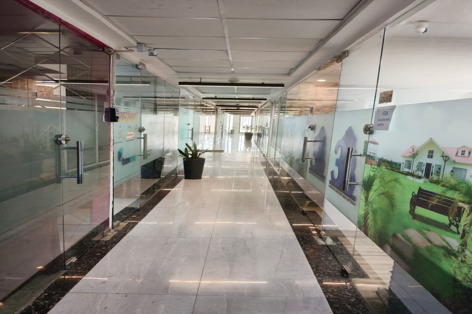 Urbtech Trade Centre - Sector 132, Sector 132 — photo 1