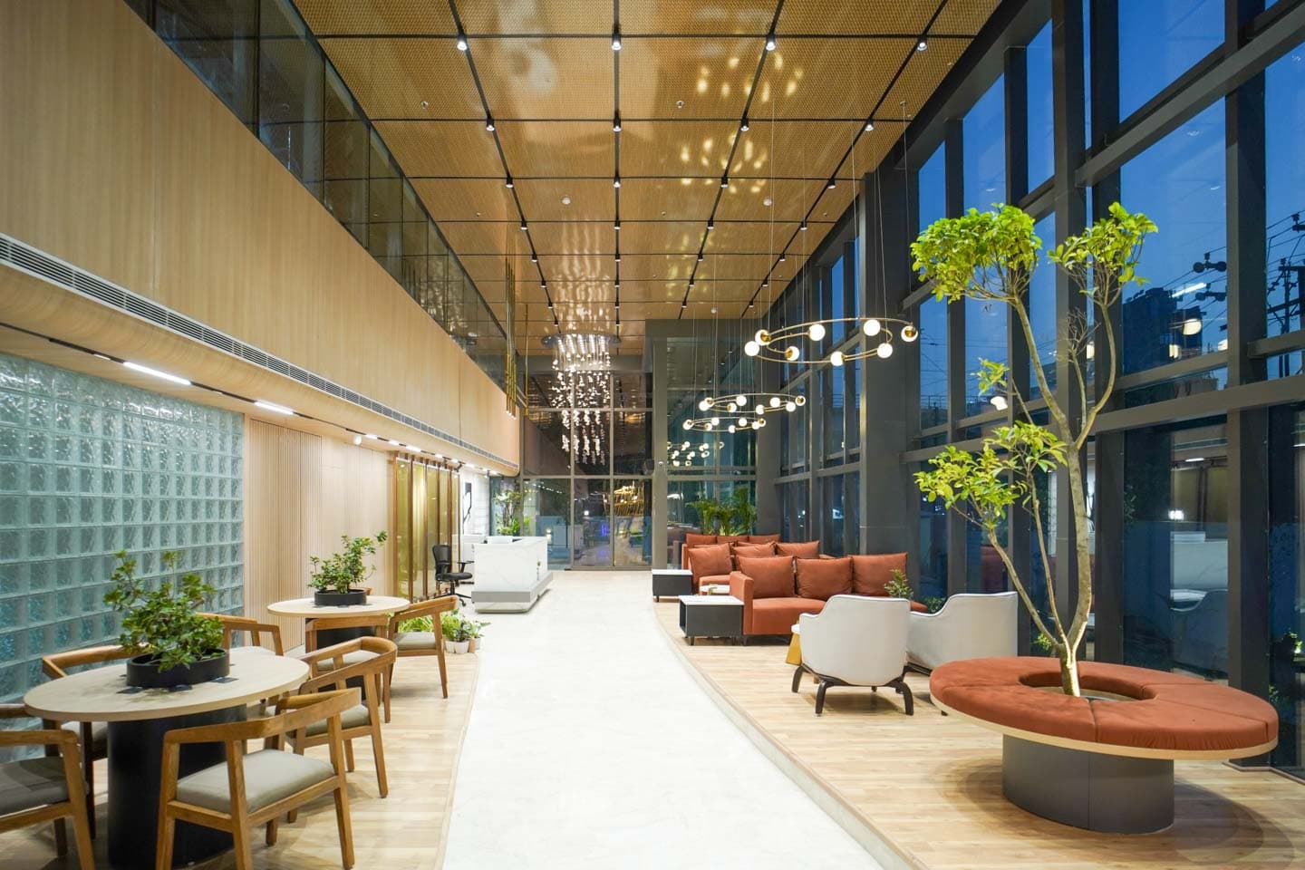 Ofis Square - Ofis Tower, Sector 3 — photo 1