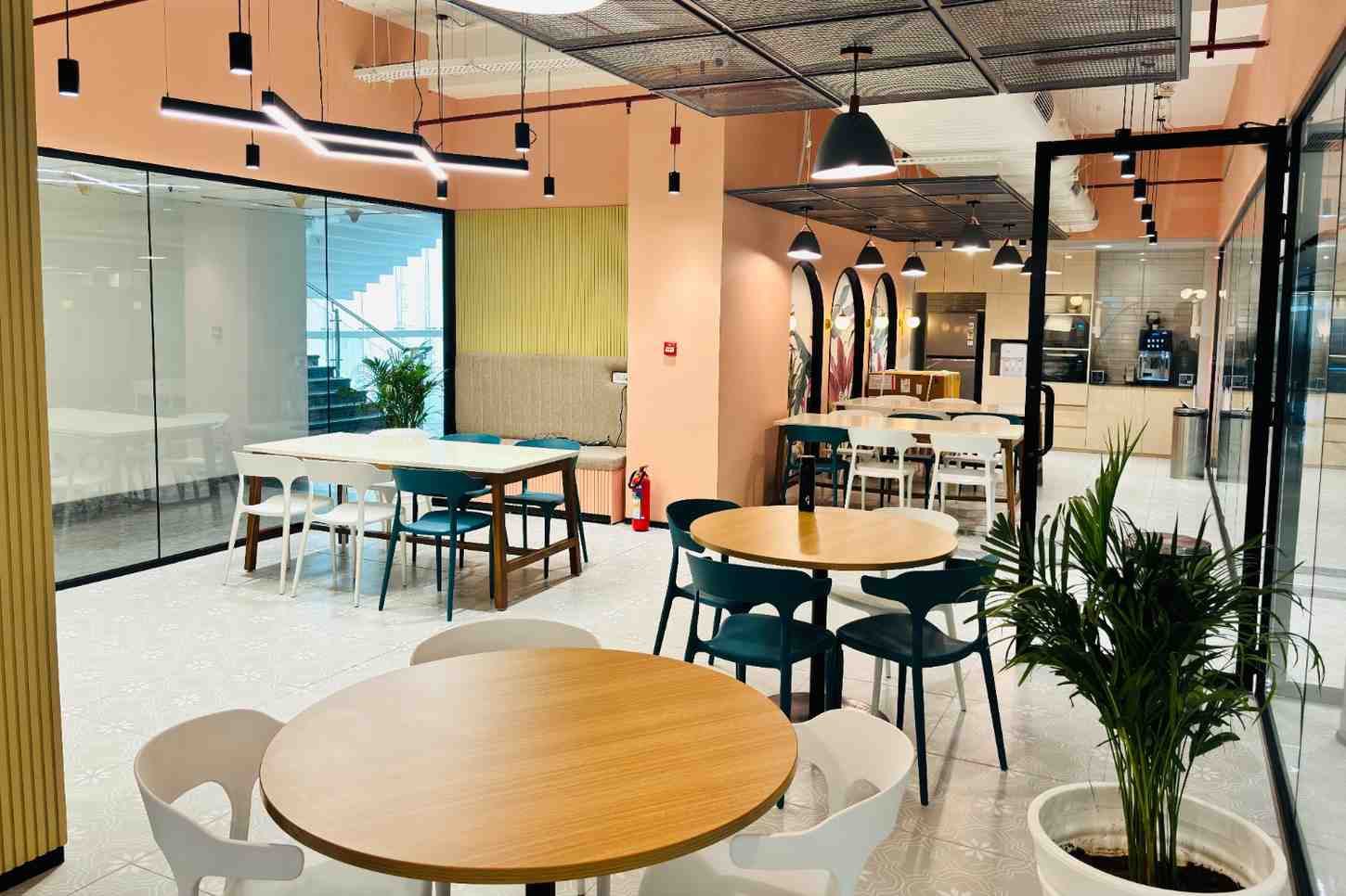 Akasa Coworking - Corenthum, Sector 62 — photo 1