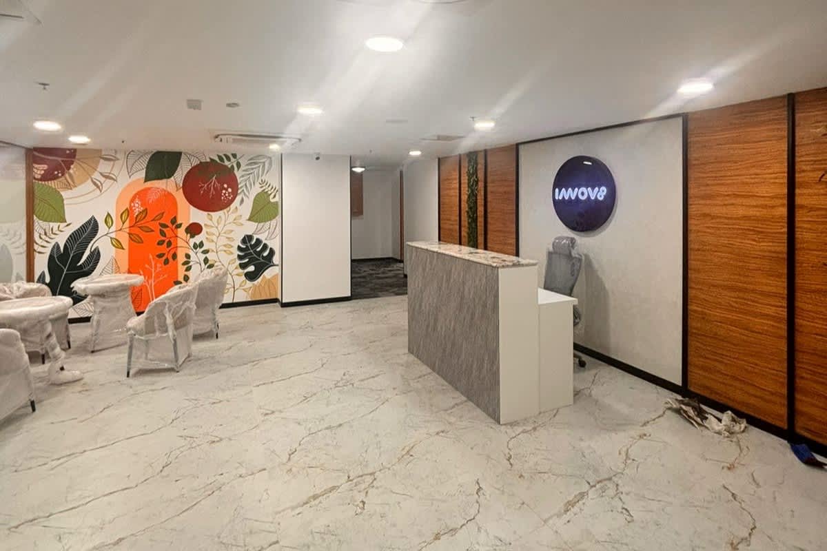 Innov8 - Graphix Tower, Sector 62 — photo 1