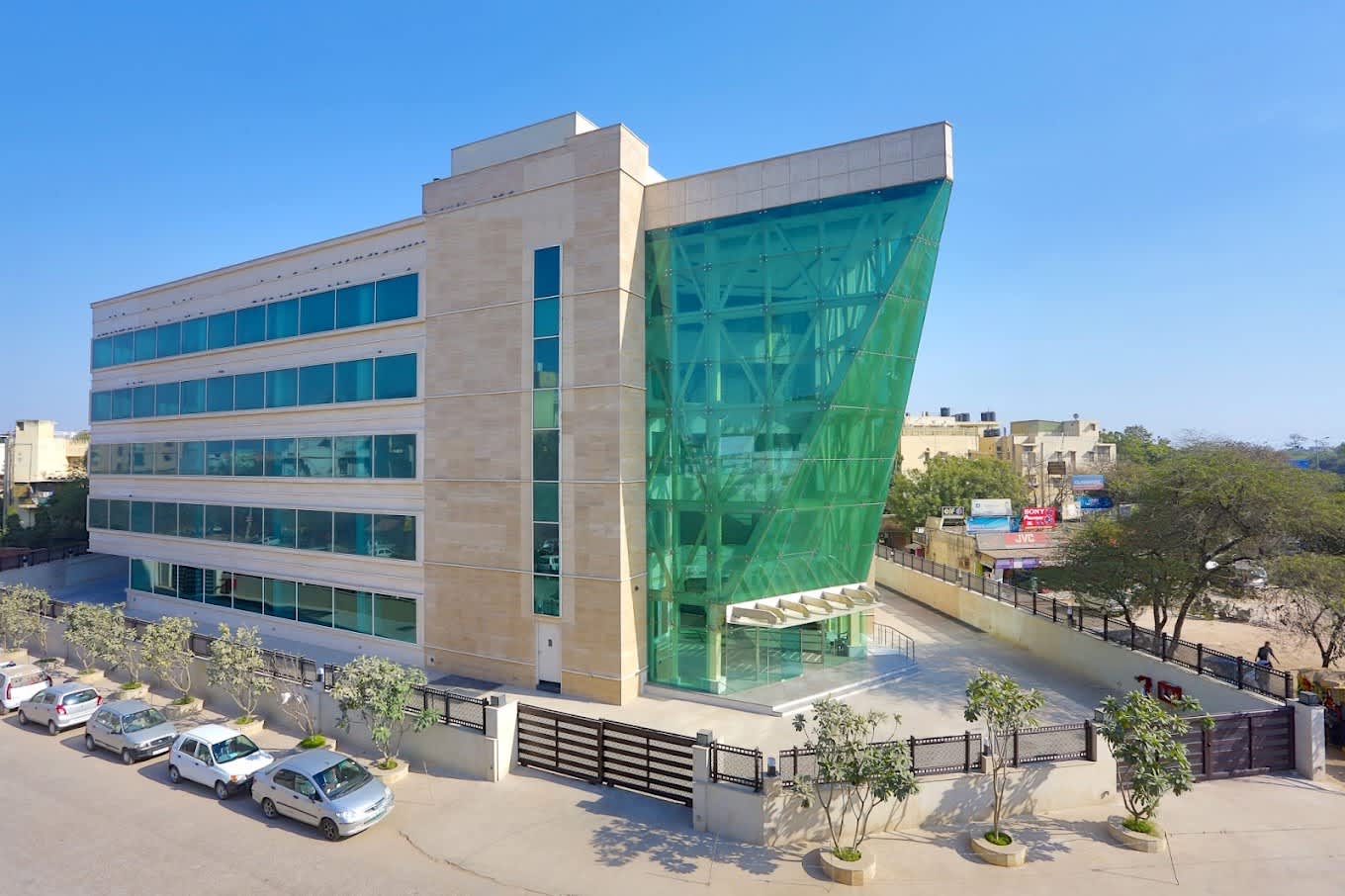 Ambience Towers, Vasant Kunj — photo 1
