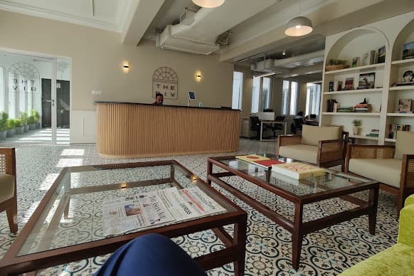 Bivouc - Connaught Place, Connaught Place — photo 1
