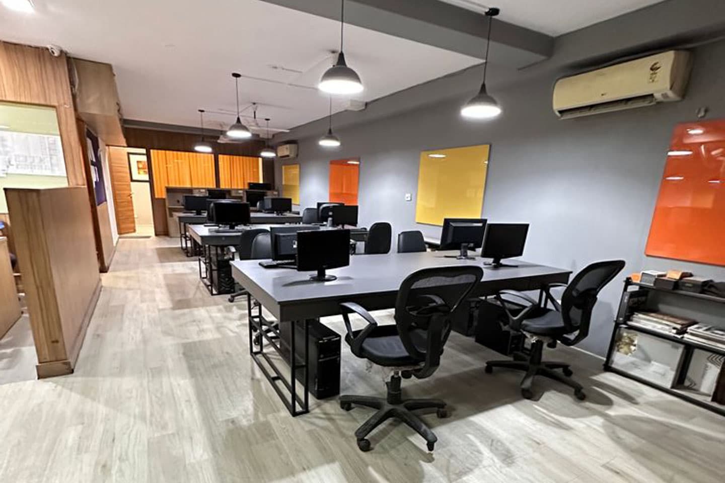 Green Coworking Space - Green Park, Green Park — photo 1