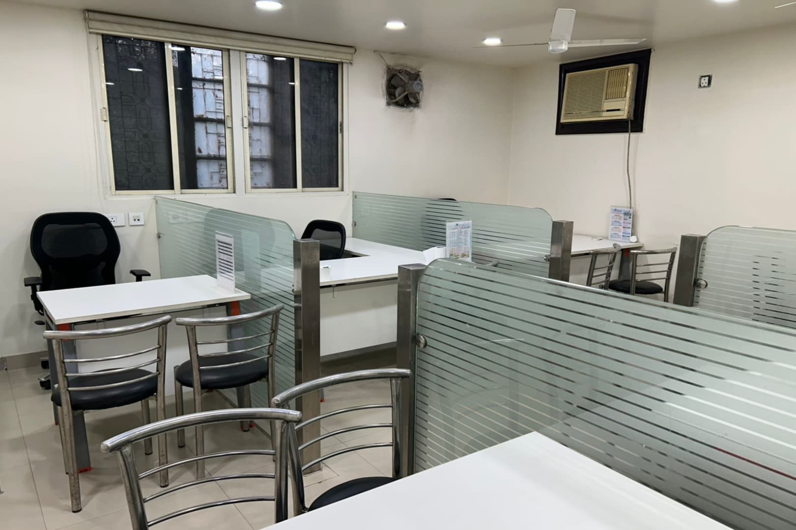 Globedwill - Janakpuri, Janakpuri — photo 1
