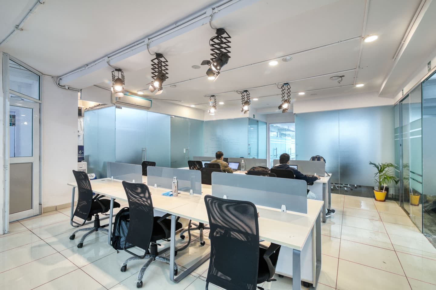 SpringHouse - B1/638 A, Janakpuri — photo 1