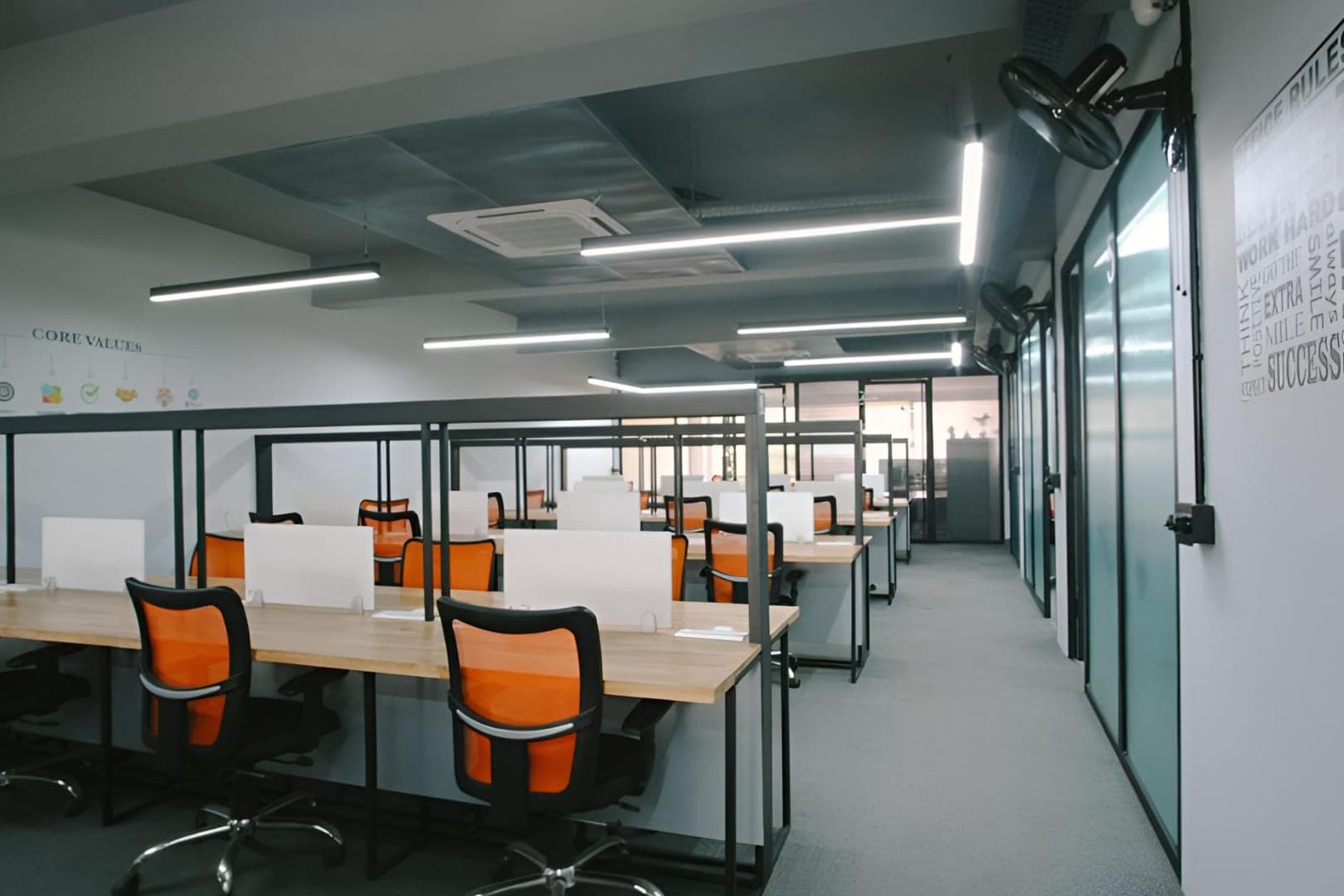 AtWork - Jhandewalan, Jhandewalan — photo 1