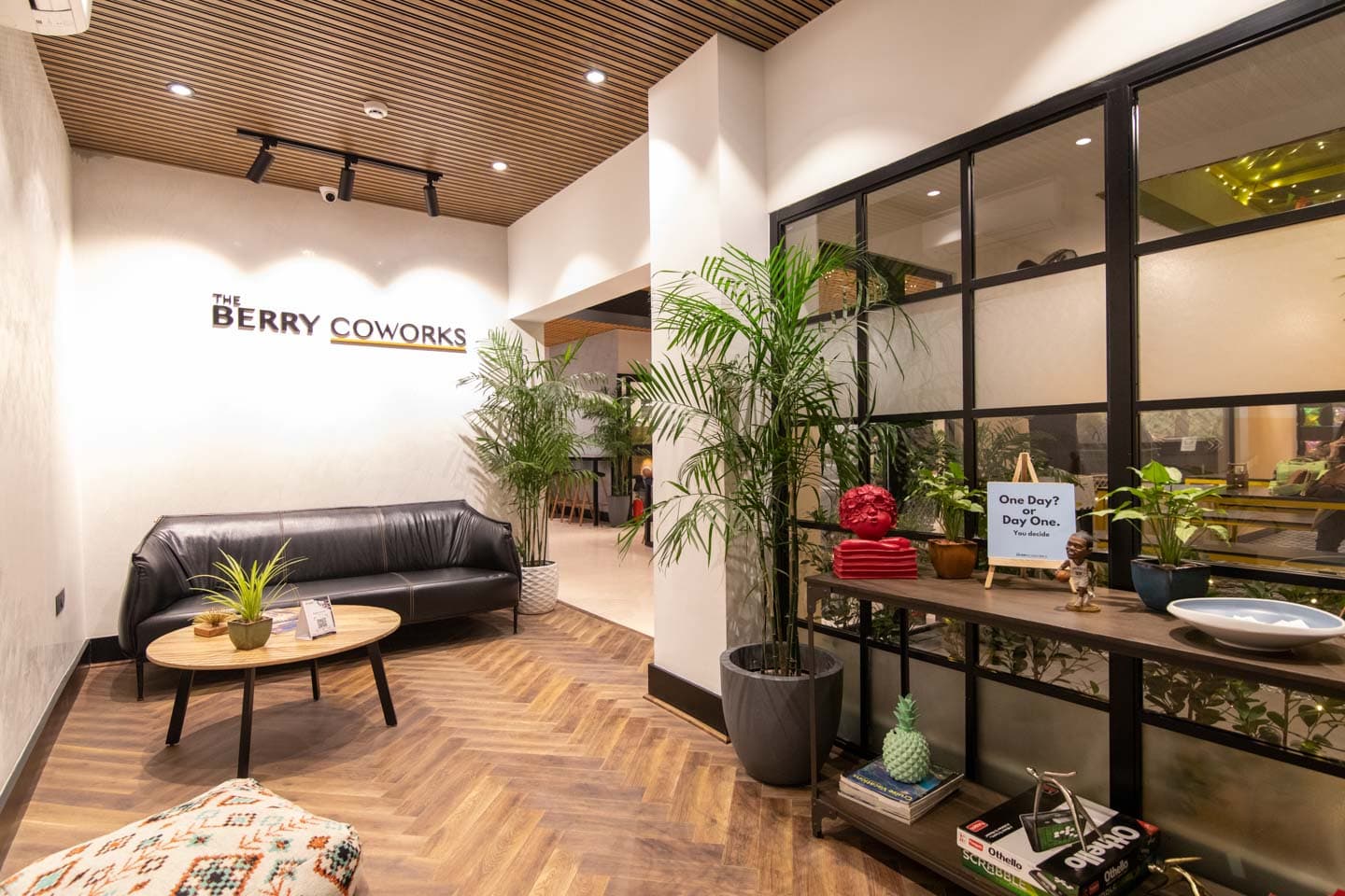 The Berry Coworks - Jhandewalan, Jhandewalan — photo 1