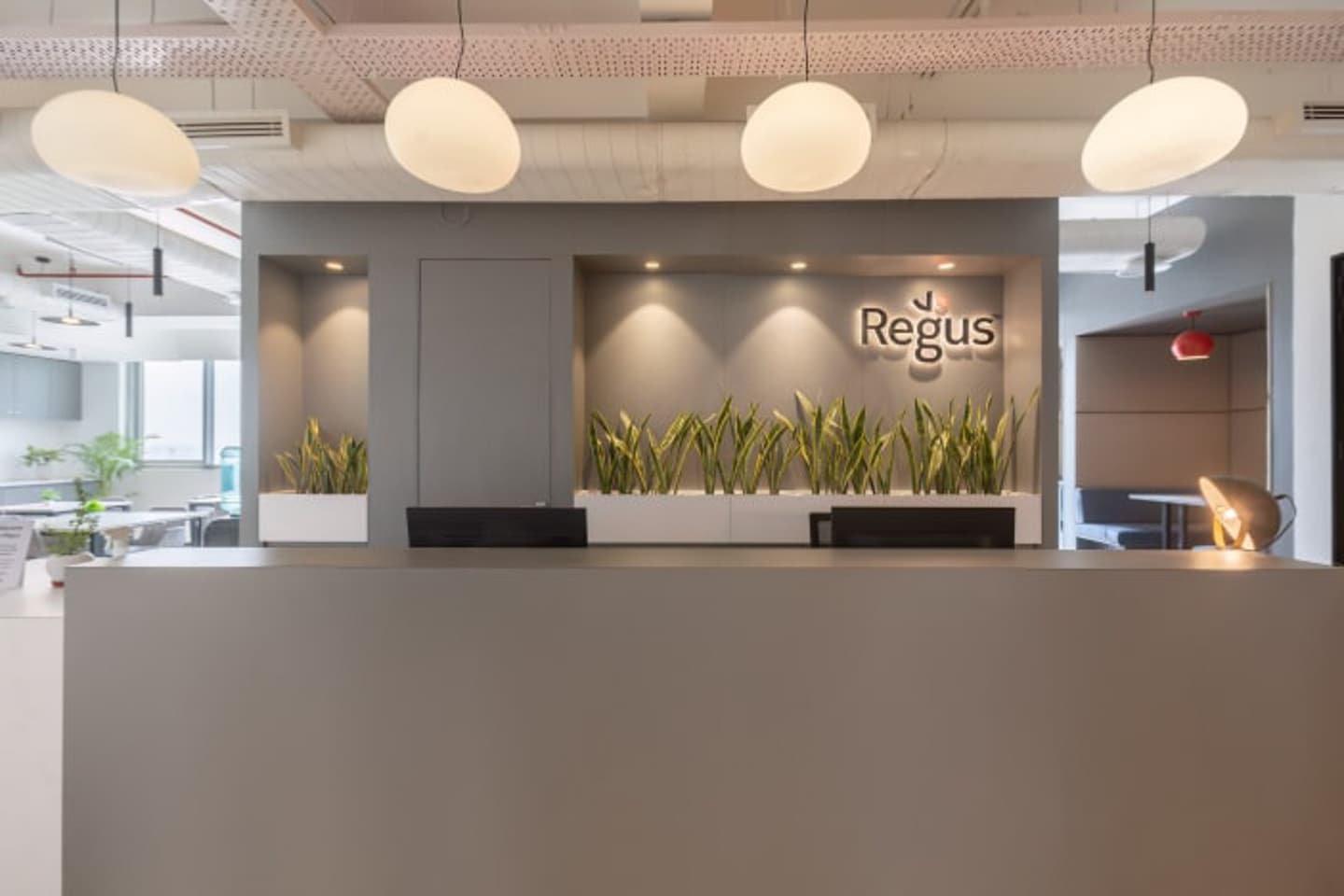 Regus - District Center, Mayur Vihar Phase 1 — photo 1